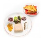 Terrine de Foie gras, confiture d'oignons, gelée au Porto et pain brioché